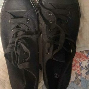 Womens All Black Canvas Sneakers